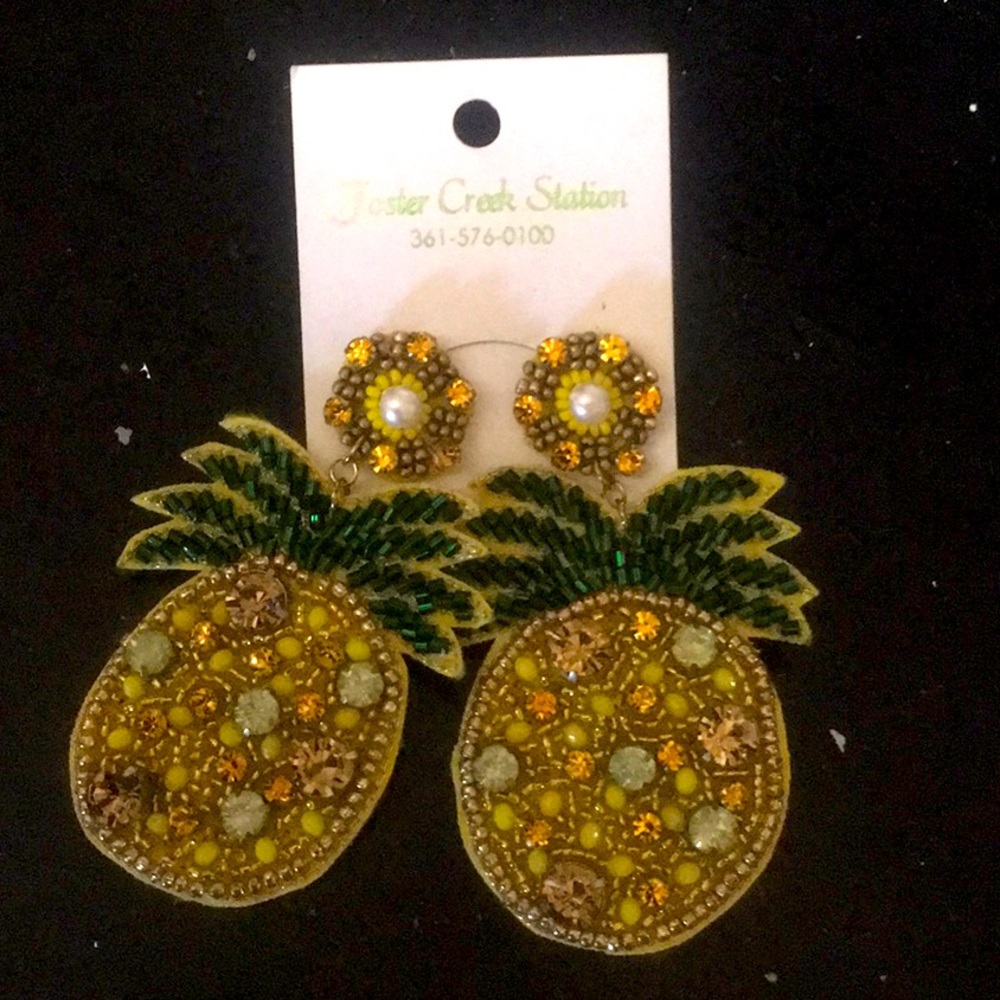 Pineapple beaded earrings   New